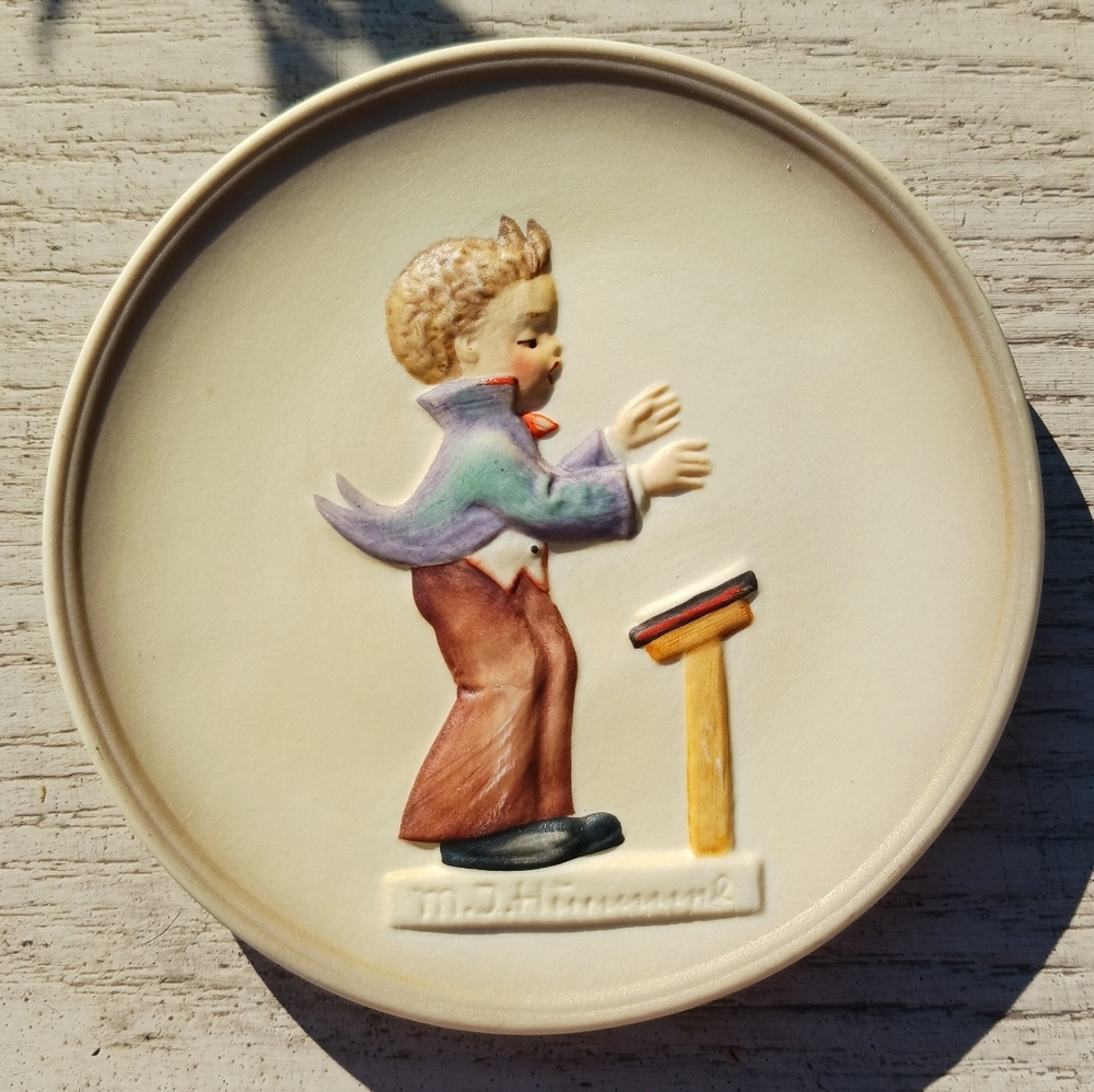 MJ Hummel Goebel Hum 742 Little Music Makers Miniature Plate Collectible